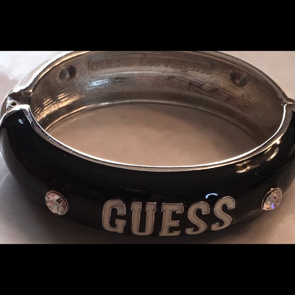 New Guess bracelet black & white enamel finish - Picture 2 of 3